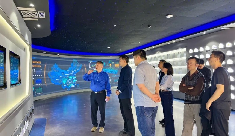 云快充已構(gòu)建覆蓋380余座城市的充電網(wǎng)絡(luò)，直連充電終端突破61萬個